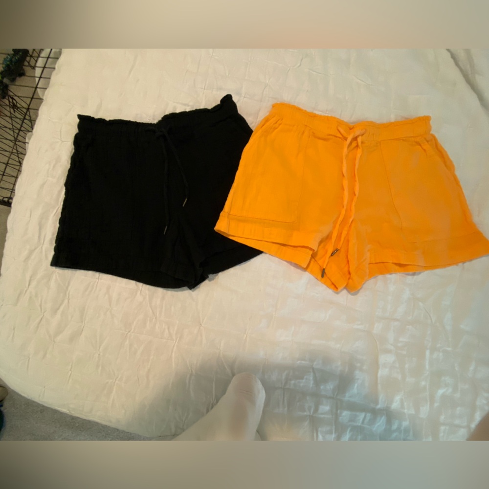 Black and Orange Gap Shorts Set